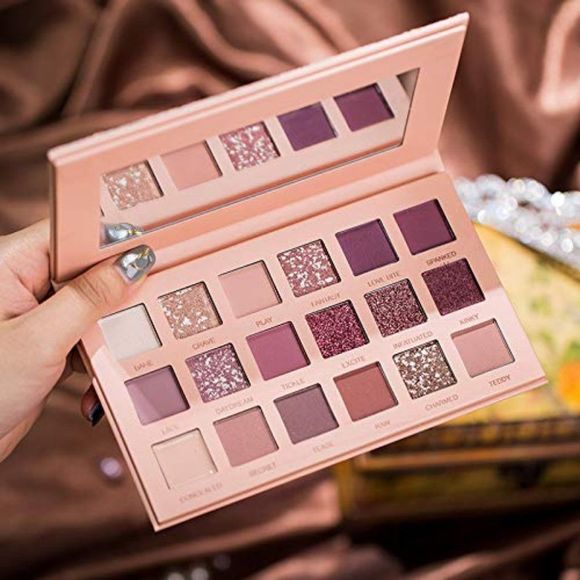 Pigmented The New Nude Blendable Long Lasting Eyeshadow Palette